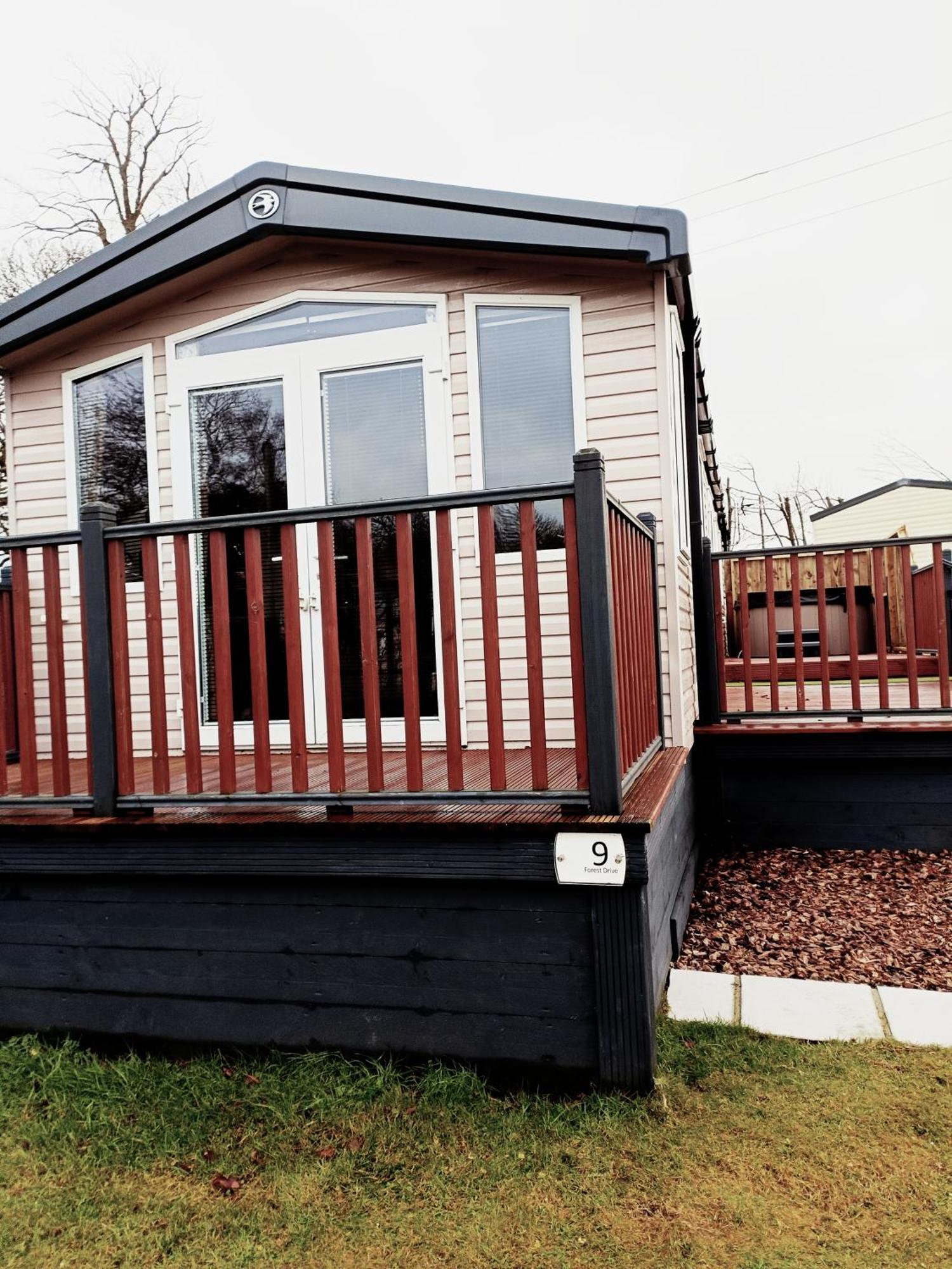 Villa Hillingworth'S Hot Tub Retreat - Lochmaben Dumfries Exterior foto